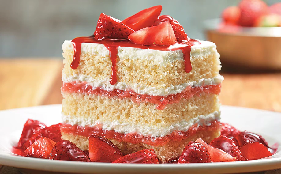 Strawberries & Cream Shortcake of Longhorn with image and price 